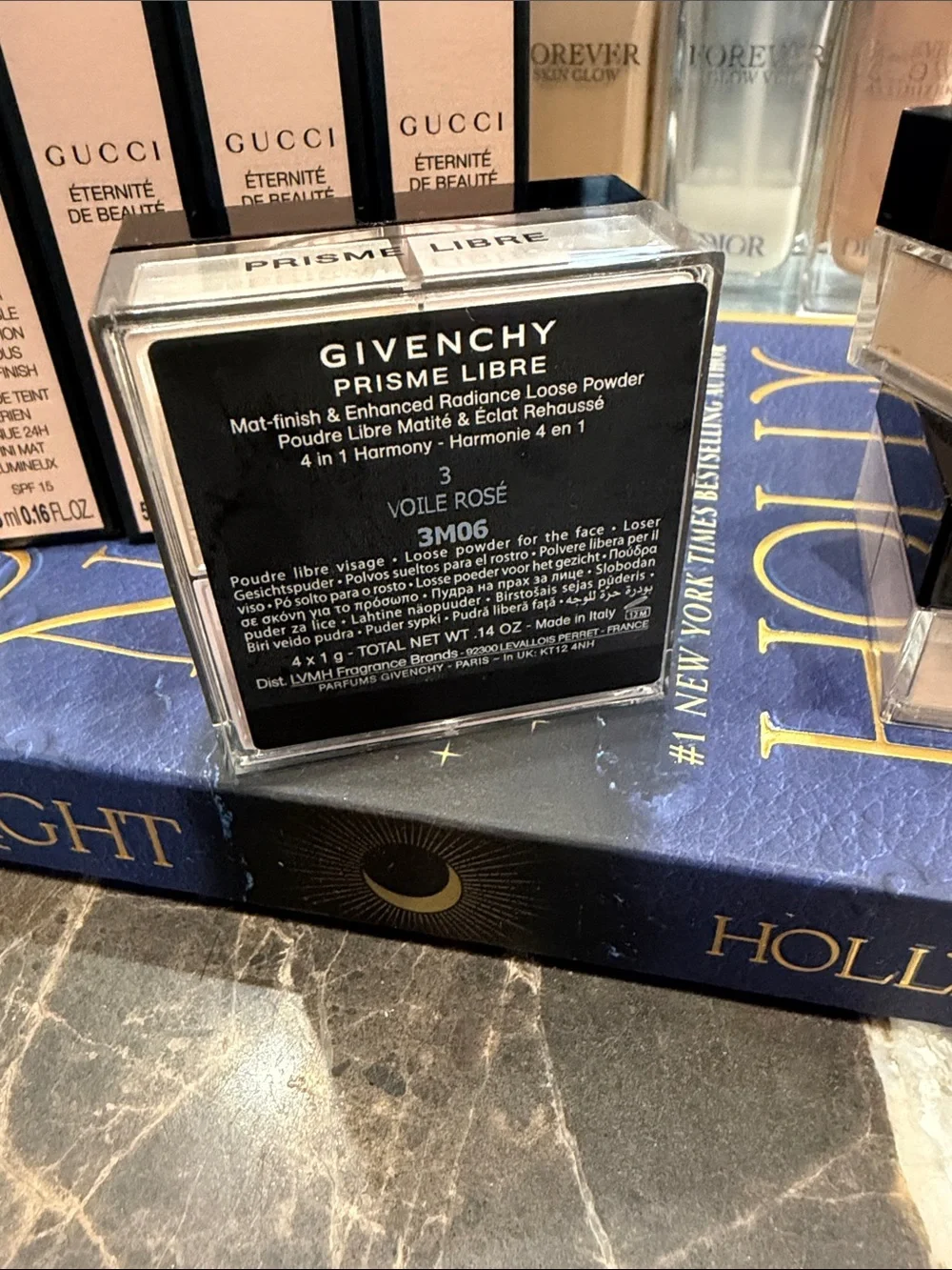 Viole Rose Givenchy Black & Gold Prisme Libre Decorative Stack